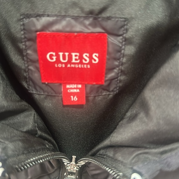 Guess kids coat size 16 - Picture 2 of 3